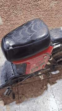 سلام عليكم للبيع دراجه شحن R9دراجه نضيفه
نقوصاتها:جاملغ امامي وخلفي وتجوه الوره
للسفسار اتصل
الرقم التالي ***********
