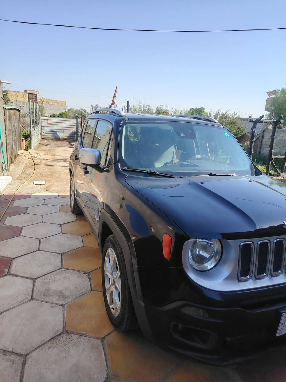 سلام عليكم جيب رانكيت 2016 لمتد بسمي بغداد مكان السياره الديوانية *********** السياره بدون حادث
