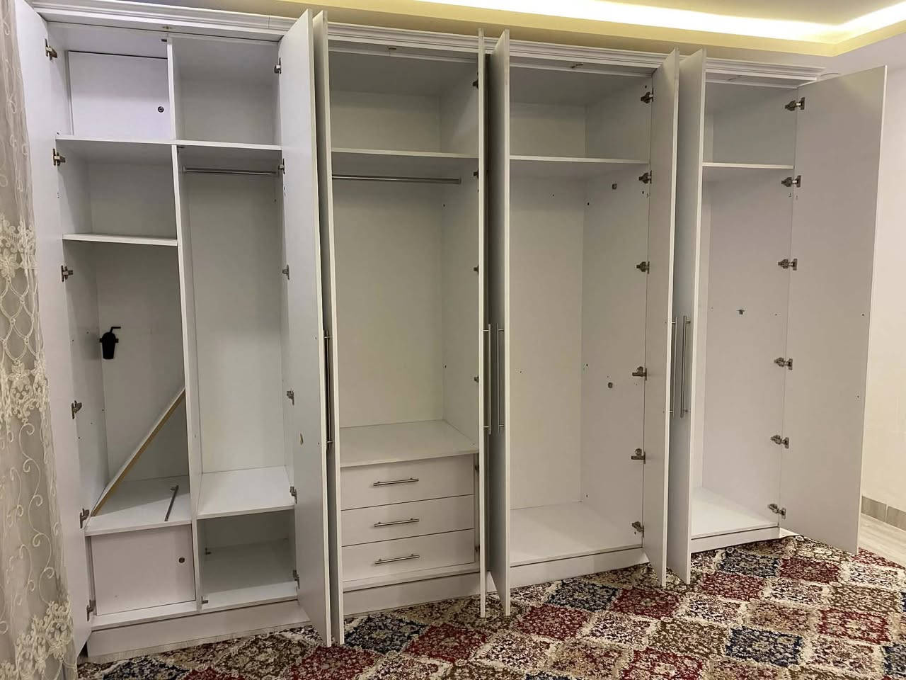 کانتور ٨ تاک تاسەقف دەست کردە  لۆک لۆکە بۆ زانینی نرخ مەسج بنیرە یان پەیوەندی بکە***********
