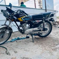 للبيع تايكر موديل 2025 5 كير شرط محرك مامفتوح دراجه بس شاشه طافيه والب...