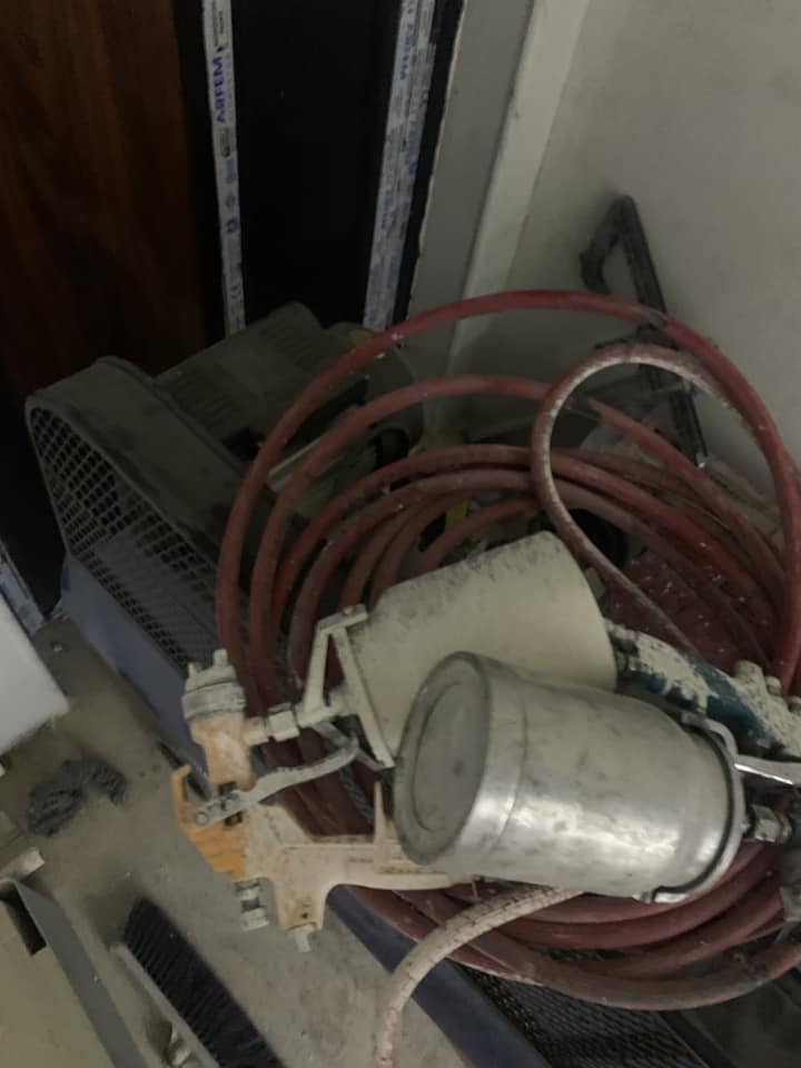 عندي هاي استعمال مره وحده الحجم الجبير اريد متوازي اني على بيعته بعدها بجيس ***********
