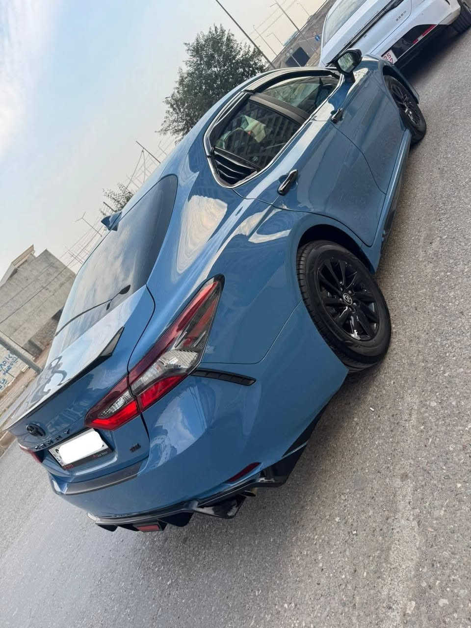 سلام عليكم
للبيع فقط........

كامري SE 2023 بلاك مزودة بلادية

رقم أربيل جديد ب اسمي تحويل مباشر

سنوية و فحص جديدة هزة لل 2026

حادثها بابين تبديل فقط بدون دواخل بدون ايرباك ماشية 40 فقط اخت الزيرو 

فول مواصفات عدا فتحة و بصمة 

كشنات جلد

لايت و بك لايت  LED مع انارة نهارية

تحكمات ستيرن مع كامرة خلفية 

رادارات و مانع تصادم و قيادة ذاتية

مع وضعيات قيادة

نظافة السيارة 100٪و جاهزة ما تحتاج اي مصرف

سيرفس جديد تبديل زيوت و فلاتر و تايرات جدد

اخوان اني مكلف ب نشر

سعرها 210 وبيها مجال بسيط 

مكان سيارة بغداد كرادة

اتصال أو مراسلة صاحب سيارة مباشر 

محمد ***********
