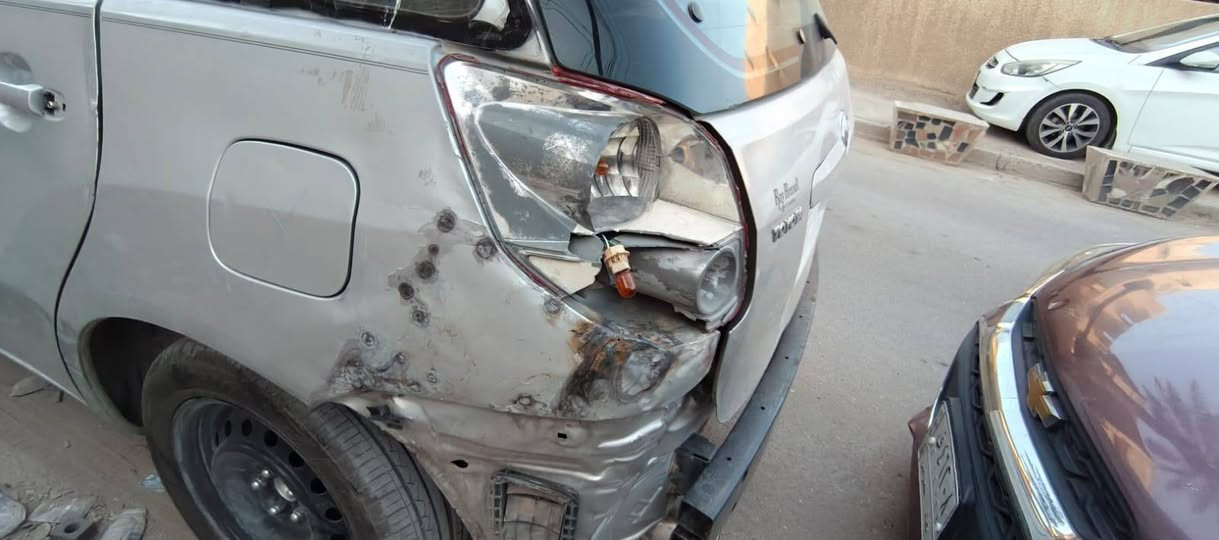 السلام عليكم تويوتا ماتركس مديل 2004 محرك بدون تبخير تبريد ثلج كشانة كهرباء سنتر لوك شاشة و كامرة و سستم سماعات و صدر جديد تخم تاير جديد السعر 60 السيارة نطخت بل جاملغ ابيع على وضعها سمكتهة بقة بس الصبغ الدعامية  سليمةللعلم السيارة بدون قطرة صبغ استفسار غير متواجد فيس ***********
