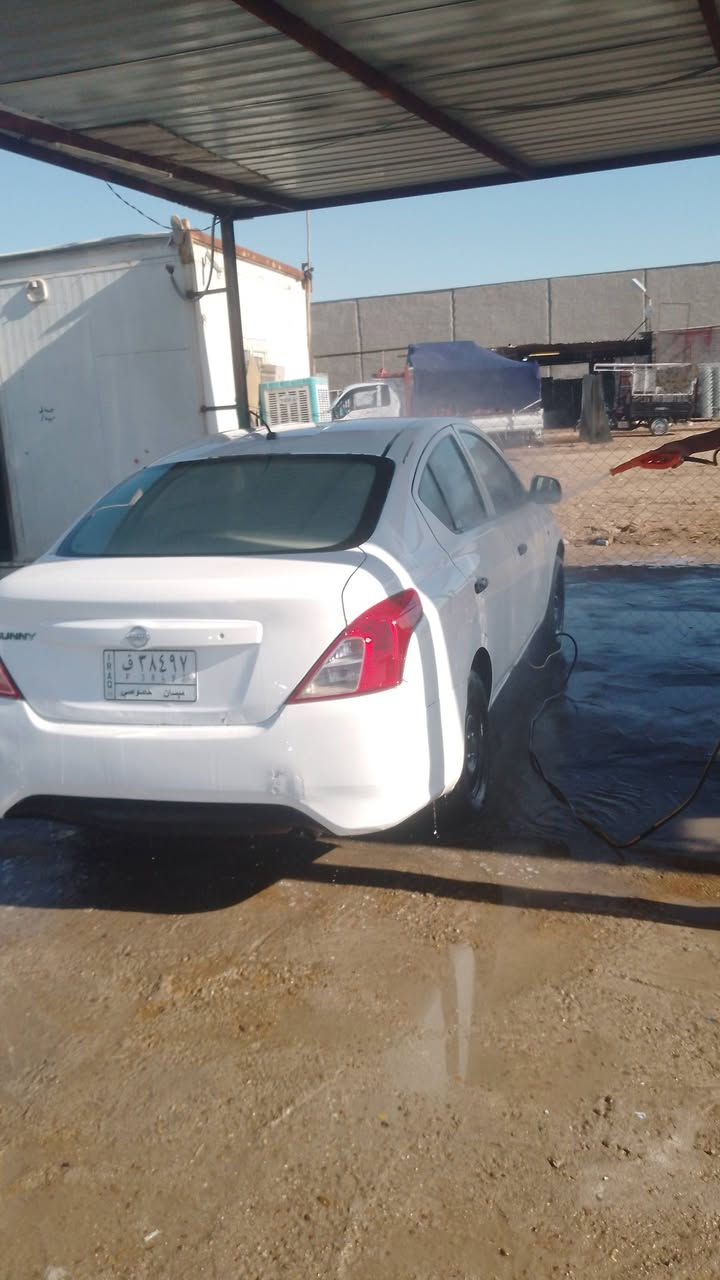 سلام عليكم للبيع نيسان سني هندي موديل 2015 بيها جاملغ الامامي جهت العبري وبيها بارد بلصندوك رقم ميسان مشروع وطني كير مكينه تبريد خير من الله مكان السياره النجف ناحية الحرية السعر 79 للاستفسار على الرقم 
***********
