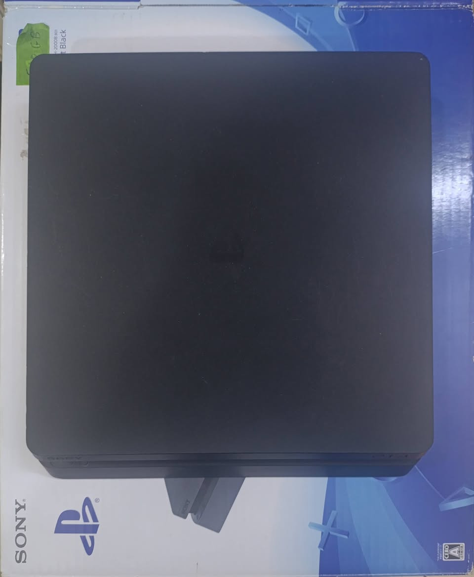 ​🎮 بلايستيشن 4 سليم (PS4 Slim) نظيف جداً ومهكر جاهز للبيع! 🎮
السلام عليكم شباب، عندي جهاز بلايستيشن 4 سليم (PS4 Slim) بحالة ممتازة جداً وملحقاته كاملة للبيع.

​تفاصيل الجهاز:

​النظافة: الجهاز أخو الجديد، نظيف جداً واستخدام منزلي حشيم.

​الوضع: الجهاز ما مفتوح نهائياً (ستيكر الشركة والضمان بمكانه وما داخل تصليح).
 الجهاز مهكر  السعر 325 بي مجال


**إذا كنت صاحب هذا الإعلان وتريد حذفه لأي سبب، رجاءا أرسل رسالة إلى الدعم الفني**