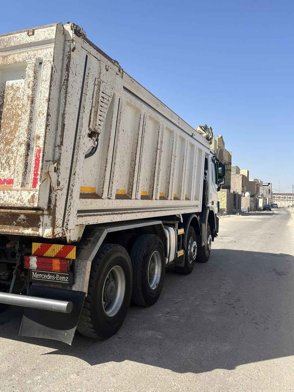 السلام عليكم للبيع موديل 12العنوان بصره السعر 11دفتر ***********
