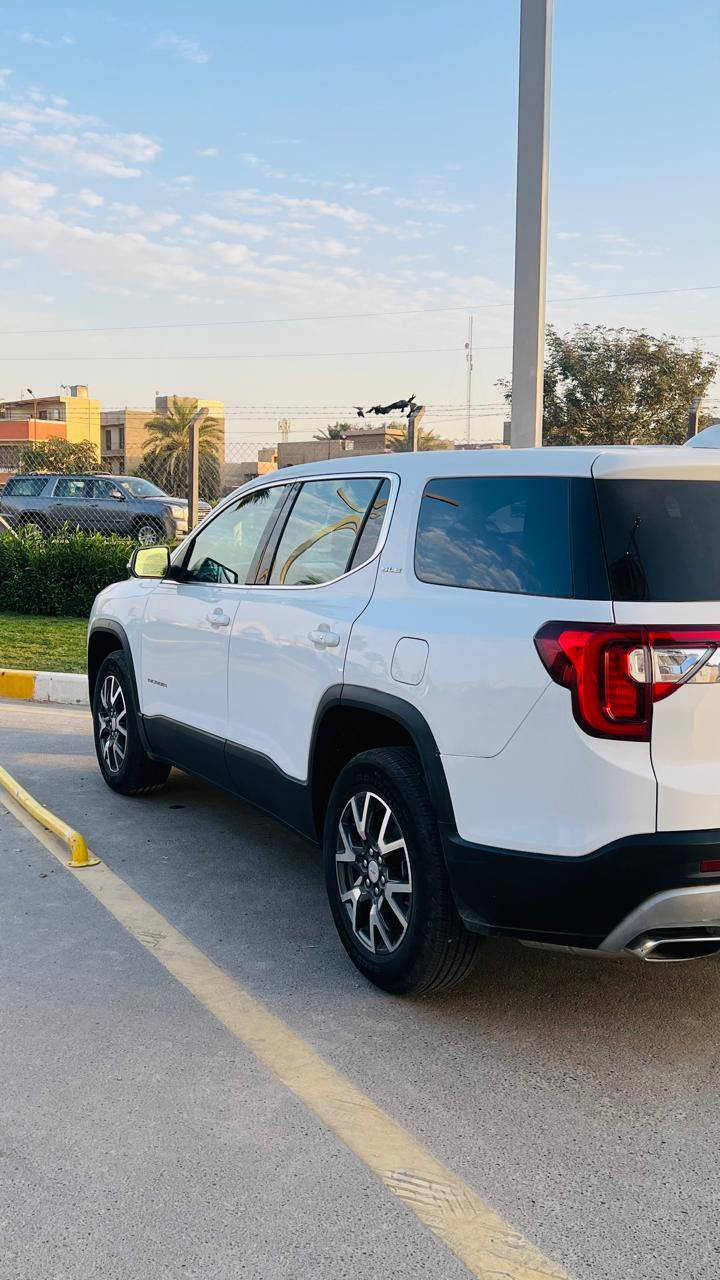 GMC اكاديا 2023
السلام عليكم عندي GMC اكاديا SLE موديل 2023 رقم بغداد باسمي ماشيه 2000 كيلو متر يعني زيرو حادثها جاملغ وبنيد الجاملغ راجع بارد والبنيد مبدل ايرباكات طاكه صور الحادث مع المنشور ورقم الشاصي يمك مكتوب مواصفات بصمه كشنات منفصل vip محرك 2000 تيربو  السعر 230 ورقه وبيها مجال للطيبين للاستفسار الاتصال بالرقم *********** يوجد واتساب واتصال عادي موقع السياره بغداد الغزاليه مع جزيل الشكر لاداره الموقع والاعضاء الكرام
رقم الشاصي

1GKKNKL45PZ239767
