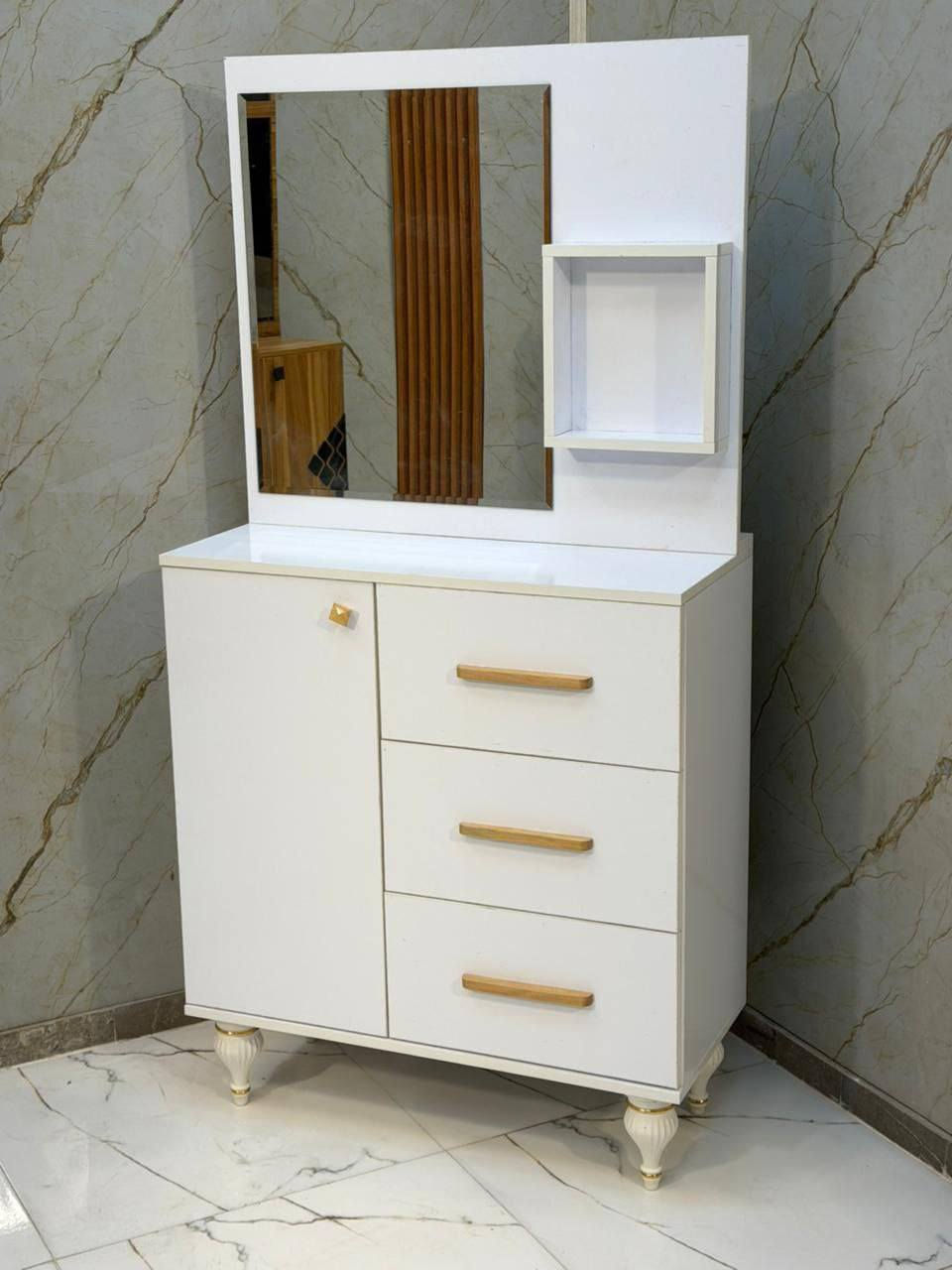 تحيه طيبه إلى زبائننا الكرام ♥️♥️♥️ 
وصلت وبه جديده من كناتير وميز مرايه
مختلف الموديلات والقياسات 
اسعار تنافسية 
للطلب والاستفسار مراسله الصفحه 
متوفر خدمه توصيل لكل المحافظات 🇮🇶🇮🇶🇮🇶


**إذا كنت صاحب هذا الإعلان وتريد حذفه لأي سبب، رجاءا أرسل رسالة إلى الدعم الفني**