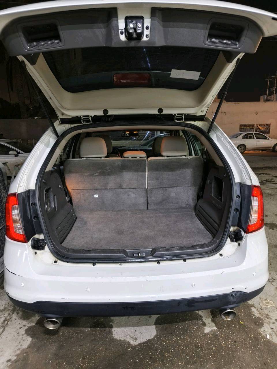 فورد ادج 2013 خليجي شركة نيڤا

صورها وصورة السونار داخل المنشور

محرك 3.5 v6 (تو ويل)

ماشية 189الف كيلو

رقم بغداد الجديد، سنوية بأسمي 

مكان السيارة بغداد الدورة