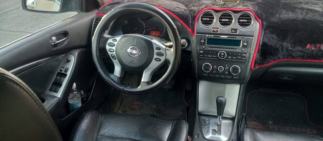 السلام عليكم
للبيع او المراوس
نيسان التيما 2008 رقم بغداد  وارد امريكي فول واحد على واحد فتحة بصمة جلد تدفئة بالكشنات
ضررها هلال الجامرلغ الخلفي وربع الباب وبيها كدر شبرين اباب السكن
مكينة كير تبريد كفالة بدون نواقص
ماشية ١٣٠ الف 
السعر 74 وبيها حك الجية
للأستفسار ***********
