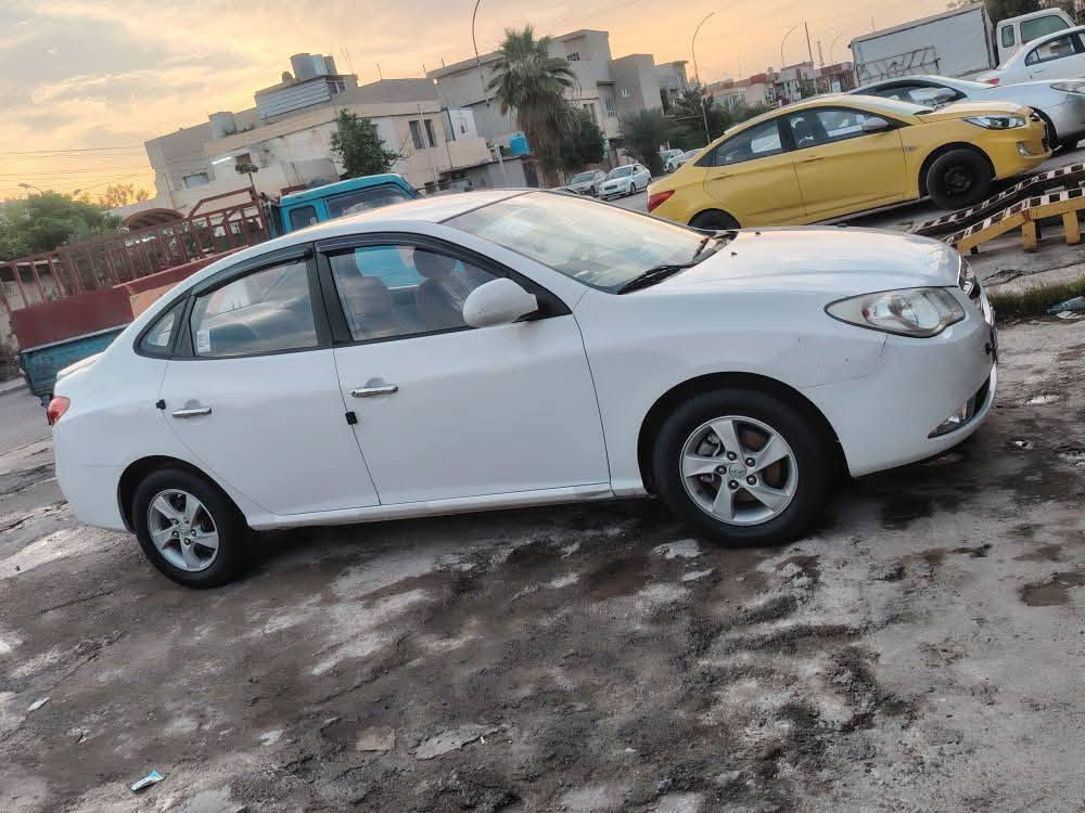 السلام عليكم
لنترا  مقدس  2009  للبيع 
رقم هوك جديد  بسمي 
كير مكينه  تبريد طخم شرط 
صبغ شبر بل باب الباقي  كلو شرط 
سياره جاهزه
السعر 125 ورقه وبيها مجال 
العنوان موصل 
***********
