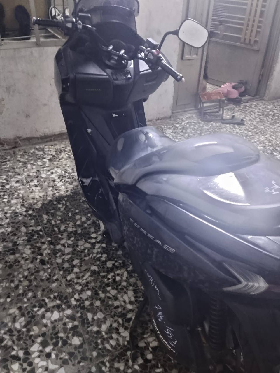 السلام عليكم اخوان دراجه 0 12 للبيع كفاله عامه محرك برغم مفتوح بيه دراجه ماشيه 60,000 الف كفرات بلاديه دراجه خير من الله مكاني مدينه الصدر سعر 11ورقه ***********
