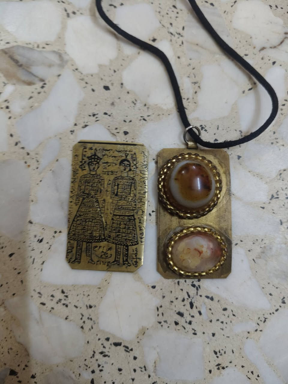 سلام عليكم البيع بغداد السعر خاص ***********
