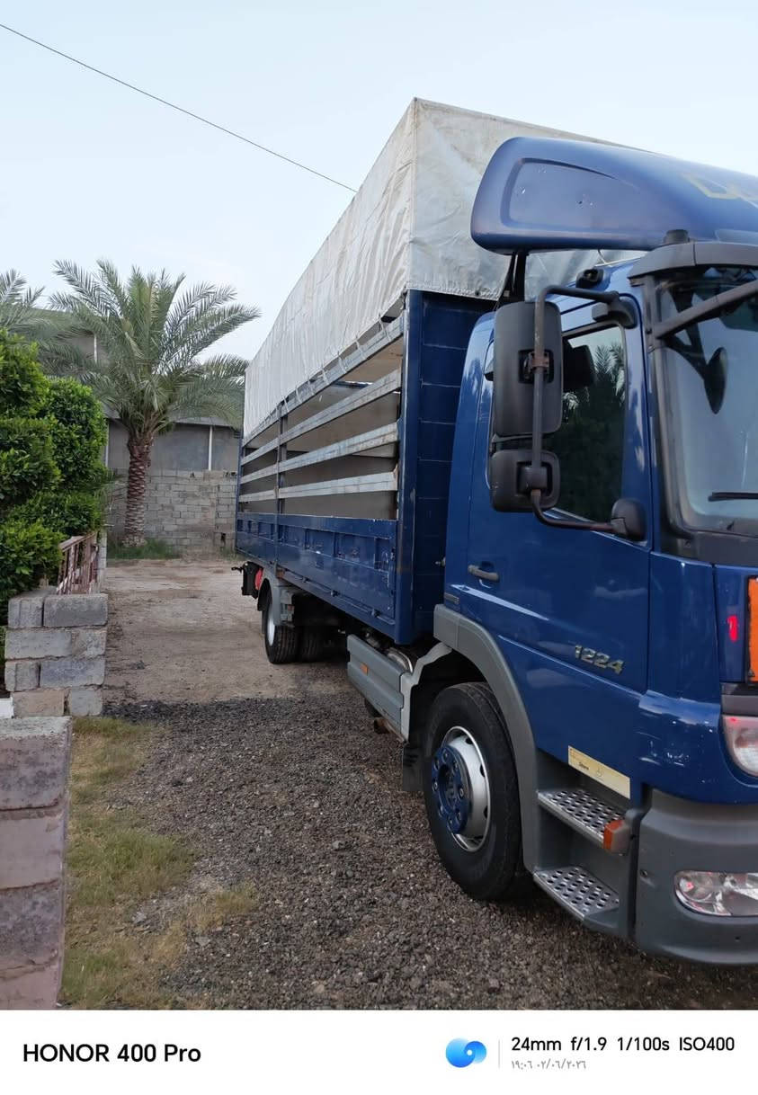 اتيكو للبيع قماره وربع موديل 12 محرك 6سلندر 8 برغي كير 6 نمر فول مواصفات الطول 7وربع أمامي سبرنك خلفي جوبلس مجموعة اكتروس سياره كفاله عامه شرط  التحويل مكان السياره الفلوجه 
رقم الهاتف ***********
