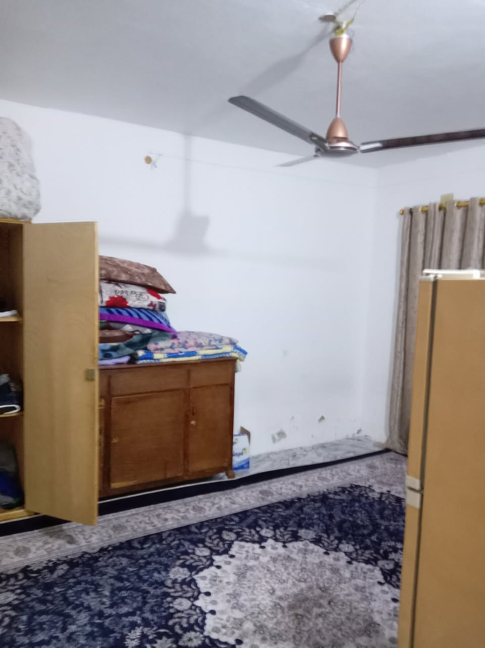 بيت للييع مساحته 150متر طابقين
بالعزه الجديده
ملاحظه البيت مطلوب مبادره
الاستفسار الاتصال
***********
