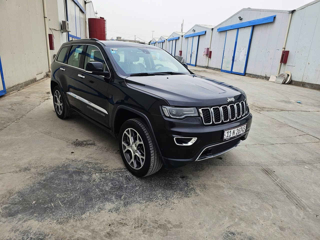 جيب گراند شيروكي لمتد Jeep LIMITED 2019
اللون:  اسود 
عداد المسافة 86.000  كم
السعر 29.300 دولار
المواصفات: خليجي رقم بغداد الجديد
6سلندر محرك(3600)
بصمة
بانوراما
كراسي جلد اصلي
كراسي اثنين كهرباء
كراسي(تدفئة+تبريد)
كراسي خزن(ميموري)
كراسي تدليك
كراسي خلفية تدفئة
تشغيل عن بعد
#شاشة_امامية_كبيرة_لمس_حراري(11 inch)_الجديدة_كليا
#نظام_خرائط(نظام ملاحة)_Navigation
#نظام_زاوية_التوجيه
#نظام_حالة_النقل
#نظام_اتزان_السيارة
#جهاز_مساعد_بالقياس
#نظام_مستشعر_صف_المركبة
كامرة خلفية دوارة اصلية
شاشة عرض الاعطال
صندوك كهرباء
استيرن كهرباء
استيرن تدفئة
شفتات كير بالاستيرن
فول تحكم استيرن (جهتين امامي+جهتين خلفي)
#رادار_خلفي
#رادارات_جانبية
نظام إطفاء المحرك فقط عند الوقوف واعادة تشغيل المحرك عند المشي
نظام تزحلق
فور ويل
متعدد أنظمة القيادة (ثلجي, رمالي,طيني,صخري)
دبل كير(عادي+اوتوماتيك)
ناقل حركة 8 نمر
نظام سبورت دكمة
نضام اقتصادي ECO
دبل حساس(امامي+خلفي)
#ماسحات_جام_امامية_تعمل_تلقائيا_عند_ملامستها_للمطر
شباك خلية
#نقطة_عمياء
#نظام_تنبيه_للنقطة_العمياء
مري كهرباء (شفط) AUTO
#مري_قلاب
#مري_جانبي_تدفئة
#مرايا_جانبية_حساسة_للضباب_تعمل_تلقائياً
اشارة بالمري 
#زراك_لايت_يعمل_تلقائياً_عند_الحاجة
زراك لايت
#ويل_20_الجديد_كليا
مدخل
#CARPLAY
BLUETOOTH 
AUX
I POD 
USB 

للاستفسار الاتصال على الرقم التالي
متوفر واتساب 

***********

