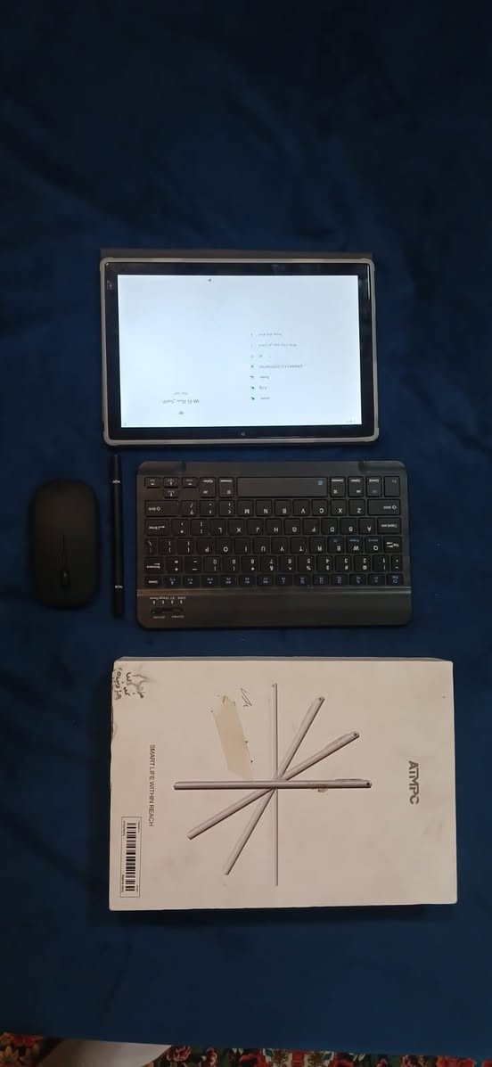 سلام عليكم 🙋 فقط الكلاس مكسور مالته ما يلمس هوه شغال
ايباد ذاكره 128

                  السعر قفل قفل 55 هوه وتوصيل
كله جديد ما مستخدم 
غراضه كامله ماوس وكيبورد وقلم وحافظه وشاحنه كامل

مكاني بغداد الشعله *********** واتساب وتشلع عيوني
