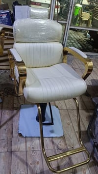 كراسي حلاقة • جديد ومستعمل • توصيل المحافظات