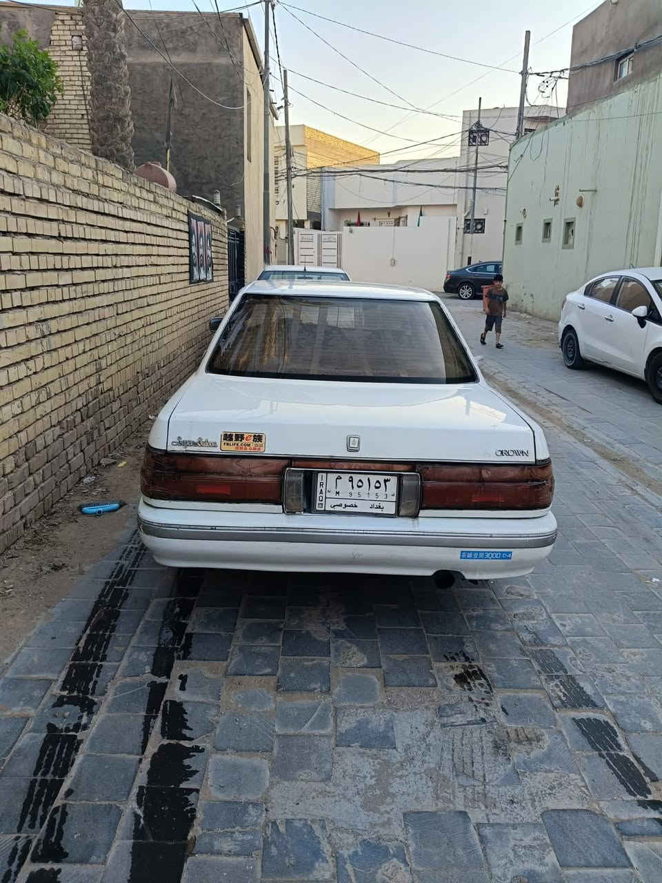 السلام عليكم هارتوب موديل 91 مكفول من الكص ونقل الجثه وحتى من الصبغ تجي وتفحص السياره حلوه بديها جديد كير محرك خير من الله حداديه تعبانه تبريد ميشتغل السياره يرادلهى ترتيب السعر 46وبيها مجال  معروف مكان السياره  نجف ***********
