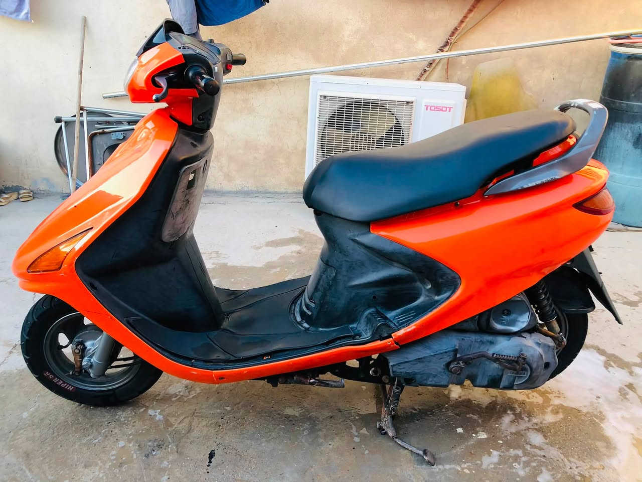 سلام عليكم فراشه للبيع دراجه ختم واحد شلعه معدل فول سلف نكره بــڪل وقت هندر طوافه كيلو متر كهربائيات كله شغاله تايرات جدد مكينه مامفتوحه (دراجه رمبه)
السعر 400وبيه مجال للشراي
مكاني حله حي العسكري 
***********
