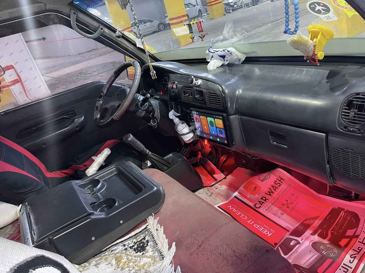 2002
بێ بۆیاخ
سەنەوی تا 2031 تازەیە بەناوی خۆمانەوەیە 
هەزە و بەڕادی نوێیە 
ئۆنجی 
***********
کەلار
