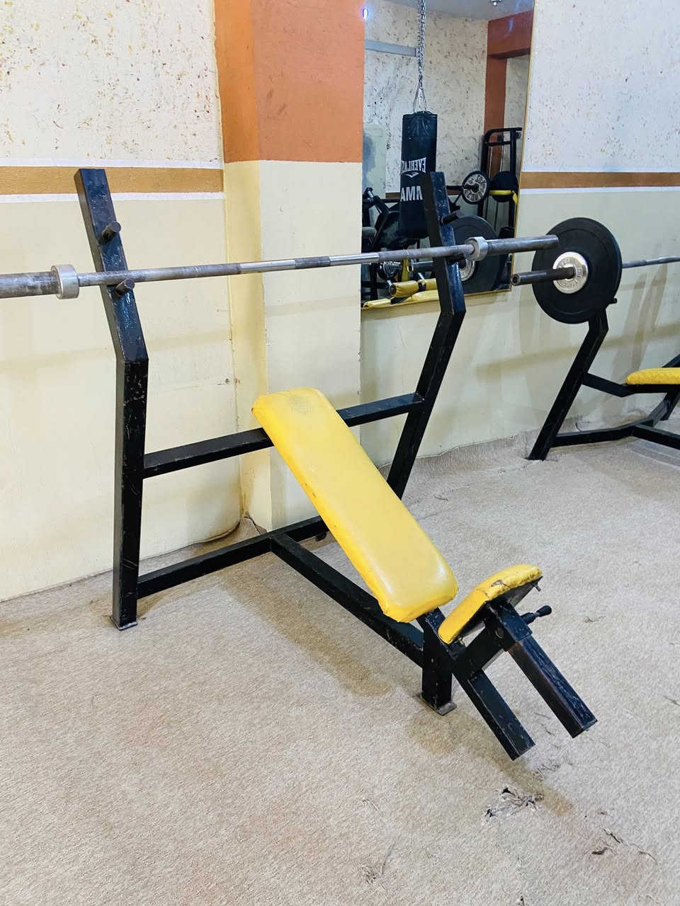 جم قاعة حديد للبيع
عنوان القاعة ديالى دلي عباس قرية منصورية الجبل
جم مساحة 250متر
القاعة شعبية
القاعة متاكملة وبسعر مناسب (السعر خاص)
القاعة تشمل جميع الموجود من اجهزة وارضية واضوية وديجي ومبردات تهوية
مجموع الاقراص اكثر من 400 كيلو
وتمشل دمبلصات امريكية من وزن 5 الى 35 كيلو
للتواصل ع الخاص او ع الرقم *********** يوجد واتساب
