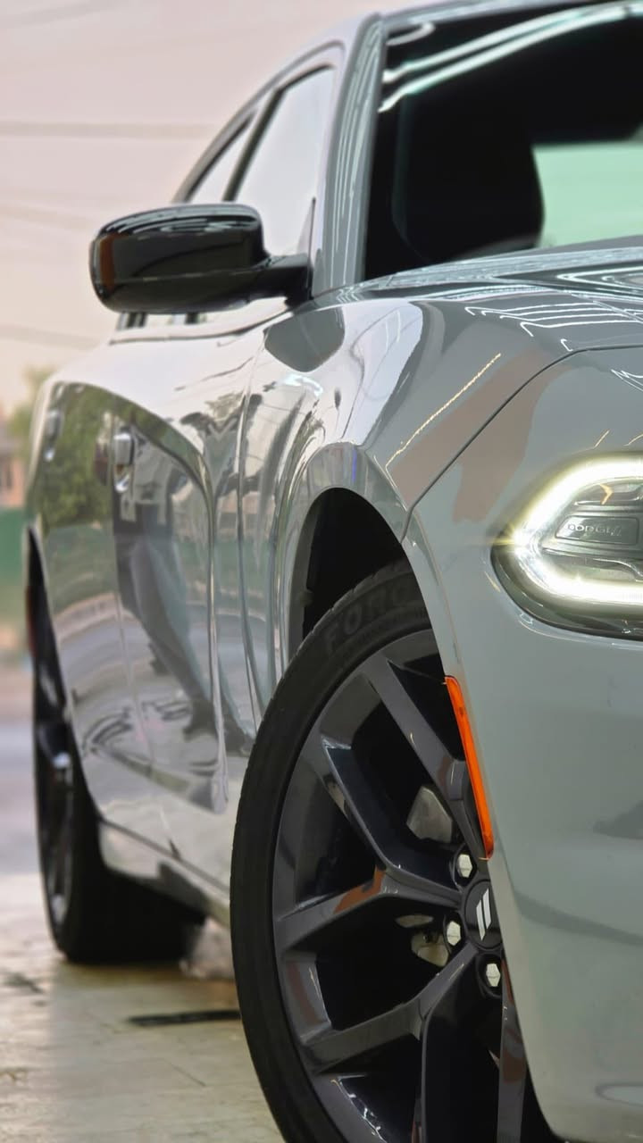 سلام عليكم-جارجر ٢٠٢١  (٦)سلندر سمنتي فول للاخير عدا الفتحة بدون ايرباك جديدة جدا❤️
المواصفات:
-كشنات جلد وتدفئة تبريد
-كراسي خزن ميموري
-سستم صوت الباين
-كشنات خلفية تدفئة
-رادارات جانبية
-رادار خلفي
-شاشة كبيرة
-كامرة خلفية
-ستيرن كهرباء
-مراة وسطية تعتيم ذاتي
-ويل جيتي اصلي
-منضومة زينون اصلية
وبعد مواصفات الفول المعروفة🖤

الحادث : سطحي قطعتين صبغ فقط جاملغ وباب بدون ايرباك وبدون دوخل وصور الحادث موجوده بلمنشور وايضا سونار موجود اذا تحب راسلني وادزلك سونار🖤
 
السيارة جديدة حرفيا ومناقصها برغي كير مكينه كفالة متسمع صوت المكينه كد ما ناعمة رقم سليمانية تحويل انشاء الله وبلعافية ع لياخذها يا رب🖤

مكان السيارة بغداد الزعفرانية موجود على الماسنجر وعلى رقمي اذا تحب تستفسر اكثر  :
***********
السعر ٢٥٥ وبيها مجال بسيط🖤
