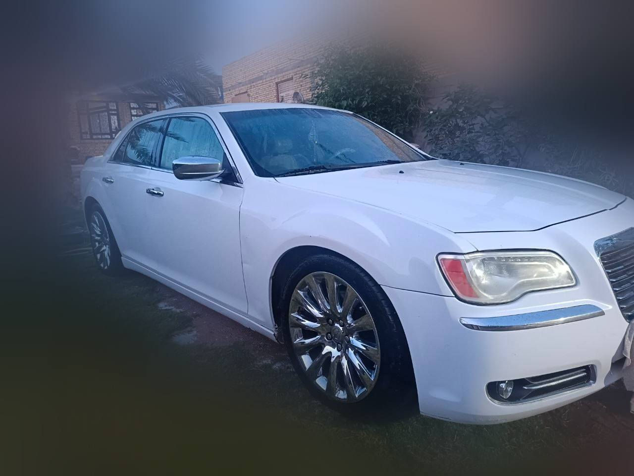 السلام عليكم. تحية طيبة سيارة أوباما موديل 13.
خليجيه البچم العريض المرغوب مكينتة هيمي 8 سلندر السيارة نظيفه داخل وخارج شاملة التسجيل والمعاملة كاملة
السيارة نصبتة كلش حلوة السعر 100 وبية مجال. للتواصل مع الرقم 👈***********
