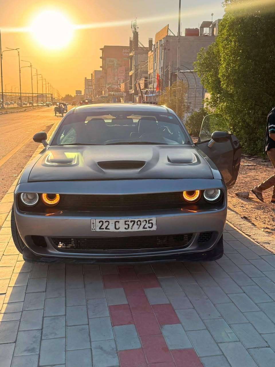 للبيع: دودج تشالنجر SXT موديل 2018 (محدّثة شكل هيلكات)

- السيارة حادثها: جاملغين وبنيد.
- بيها كم طخة بالصفاح ابيعلك حزام 
تبريد ثلج
- المكينة مبدلة قبل 3 أشهر بمكينة قصّة جديدة.
- السعر: 130 قابل للتفاوض.
- البيع مستعجل بسبب ظرف.

📍الموقع: النجف
📞 للتواصل: ***********
