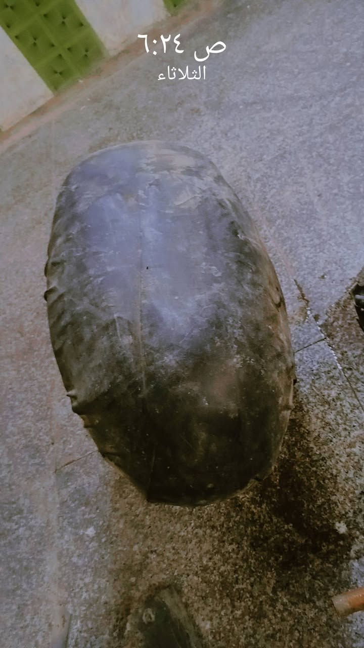 السلام عليكم كفرات عصفورية اصلي للبيع  تانكي بانزين وجنطة وسكان ودبة دهن بسعر مناسب جداً  قيم  واخذ. العنوان ناصرية مركز الرقم ***********
