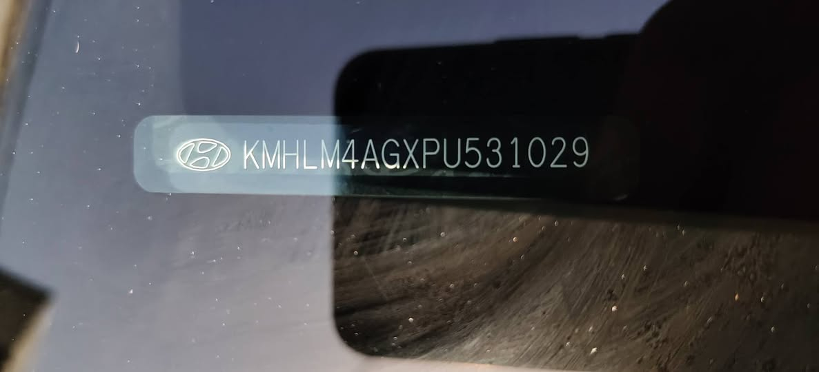 السلام عليكم  
هيونداي النترا موديل 2023
مواصفات :- ( محرك 2000
 دوش ، بصمة ابواب 
+ صندوك + تشغيل 
، تشغيل عن بعد ، 
شاشة ابل كار بلي ،
 كاميرا خلفية دواره 
، فول تحكم ستيرن 
، مانع تزحلق ، تحديد مسار
 ، قيادة ذاتية ،  + مانع تصادم ، 
نقاط عمياء جانبية ، ويل كب ،
 وباقي المواصفات المعروفة ) 
((حادث موضح بالصور شبر 
بارد بلجاملغ وشبر صبغ بلبنيد
 بدون دواخل ليبل واحد ماشية 34mi )) 
بدون ايرباك
االعنوان بغداد م/الصدر   
الاستفسار على رقم الهاتف ***********
