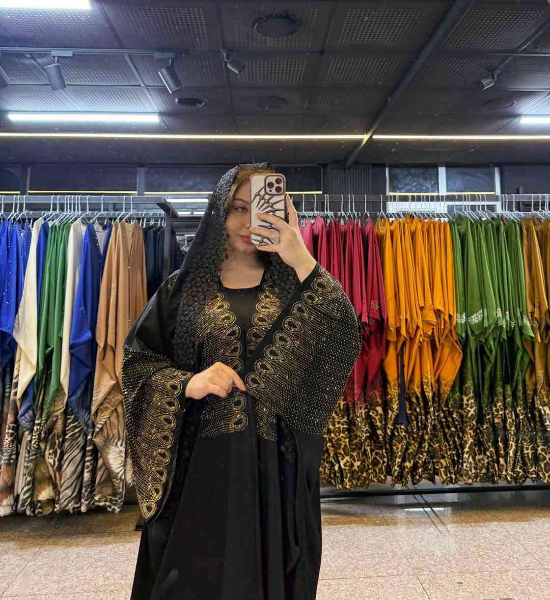 متابعينا الغالين وأهل الذوق 👑
دلّلوا نفسكم ولا تفوّتوا الفرصة ✨
وصلت وجبة جديدة 🔥🔥
تخفيضات قوية من داخل معمل أربيل مباشرة
أسعار نار تكسر السوق وما تنلقـى بهيج جودة بهيج سعر 💥

تصاميم عصرية، شغل مرتب، ولمسة فخامة تميّزك 👌
قياسات متوفّرة للجميع
كل موديل متوفّر بعدّة ألوان حتى يرضي كل الأذواق 🎨

قماش ندى فرسان أصلي
نوعية درجة أولى ومضمون
ستراس درجة أولى يلمع وثابت وما يوقع ✨

الجملة والمفرد متوفر
يناسب التجار وأصحاب المحلات وحتى الاستخدام الشخصي.

📦 توصيل سريع إلى كافة أنحاء العراق

📲 للحجز والاستفسار واتساب فقط على الرقم:
***********
