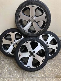 تخم ويل كب للبيع السعر 200 الف وتايرات نص عمر المكان بغداد تاجي 077123...