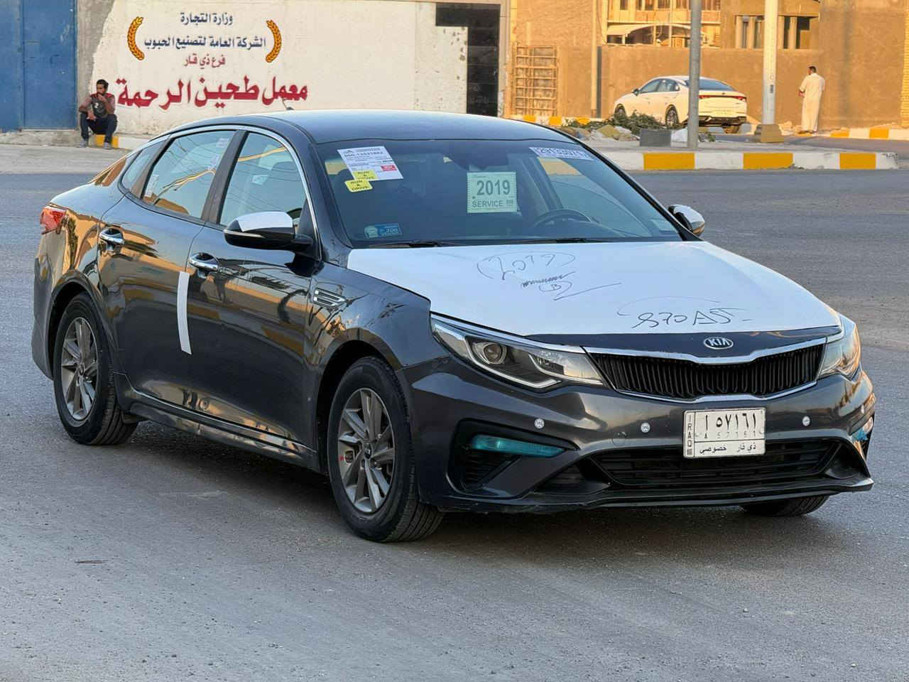 يا الله سلام عليّكم وبتيماء البيع و مراوس موديل 2019حره تحويل ثاني بسمنه يوم ضرارها جاملغ وبنيد  وًجاملغ الخلفي صبغ بدون دواخل موصفات سياره شاشه كبيره تحكمات ستيرن جهتين شاير بل مري بعد بيها موصفات حلوه مكينه 2400ما مفتوحة كير ومحرك وحداديه تبريد جاهزه لأخير سياره مكان سياره ناصريه  سعر ب 118  وبيها مجال رقم***********
