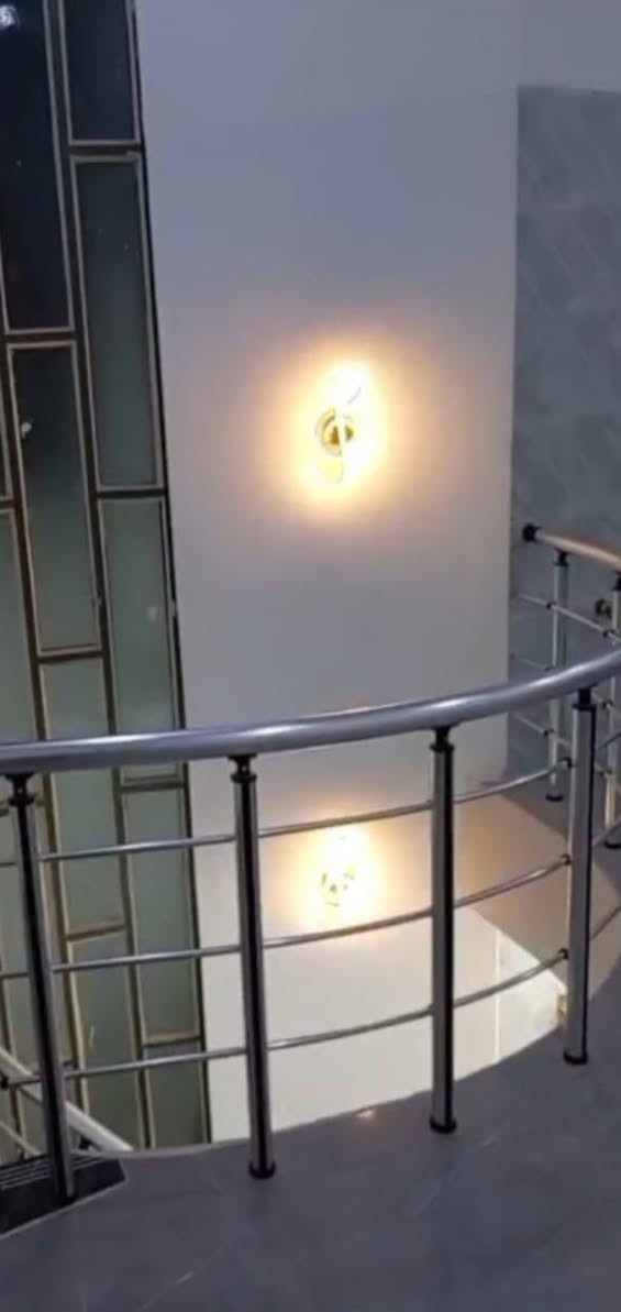 مشتمل للبيع

ضباط الثانيه على ساحه

120 متر
بناء 2025 
طابقين 3 غرف وباقي التفاصيل كامله
للأستفسار ***********
