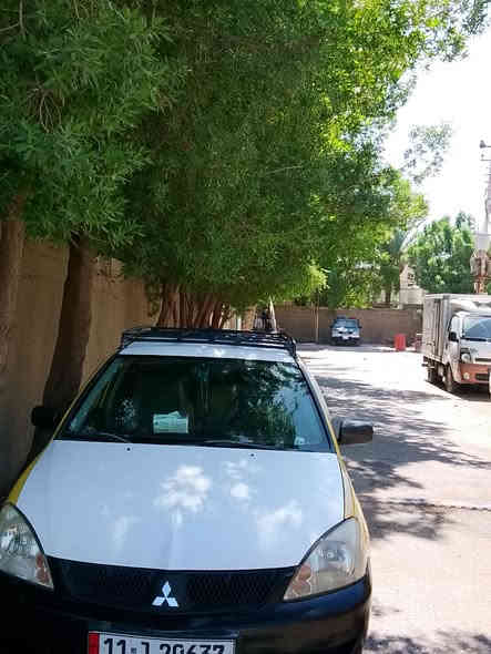 لانسر مشبوشي موديل 10 محرك 1600.... رقم بغداد نكليزي بسمي..... 
.. سياره خير من الله 
تبريد ثلج 
تخم تاير جديد  
دوشمه 
كير صدر مكفولات 
بس تلاحيض واضحه بصوره معمرات 
.......... 👍🏻ولمكينه تشتغل تك يعني واكفه خانه بيه.👍🏻..... 
وله هيه شاهد الله سياره كرفته تخبل وخير من الله 
سعر 69ورقه..  بيه مجال بسيط لطيبين رجائن لمو شراي لا يتصل عنوان... بغداد قرب سيطره.. شعب لقديمه... 
رقم *********** رقمي ثاني....
.***********......... ما متواجد على لفيس بوك تحياتي
