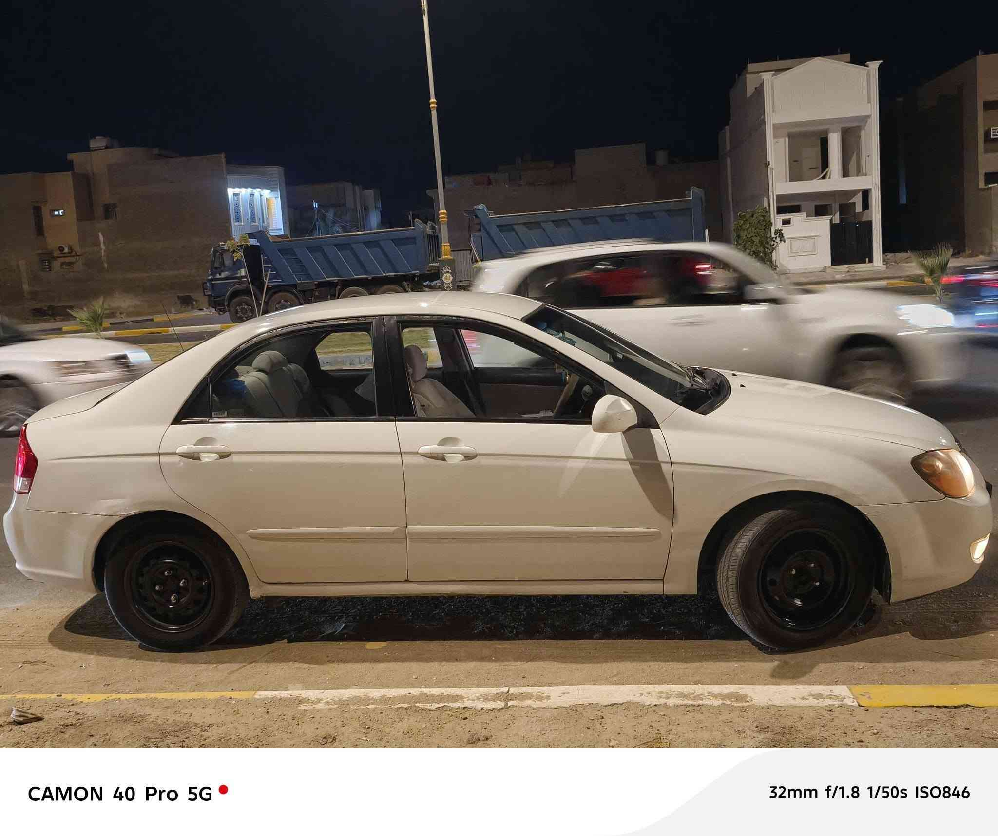السلام وعليكم كيا سبكتره للبيع موديل 2009 رقم بغداد الدولي تحويل ثاني يوم تبريد ثلج تخم تاير جديد قبل سبوع شديته شلعه معدل فول ضربتها جاملغ الخلفي وصبغ باب السايق فقط مكينه كير مكفولات سياره تخبل مال جناي الله شاهد ما ناقصها ابره سياره فول 1/1 تأخذها وتترحملي السعر 93 وبيها مجال مكاني كربلاء الرقم ***********
