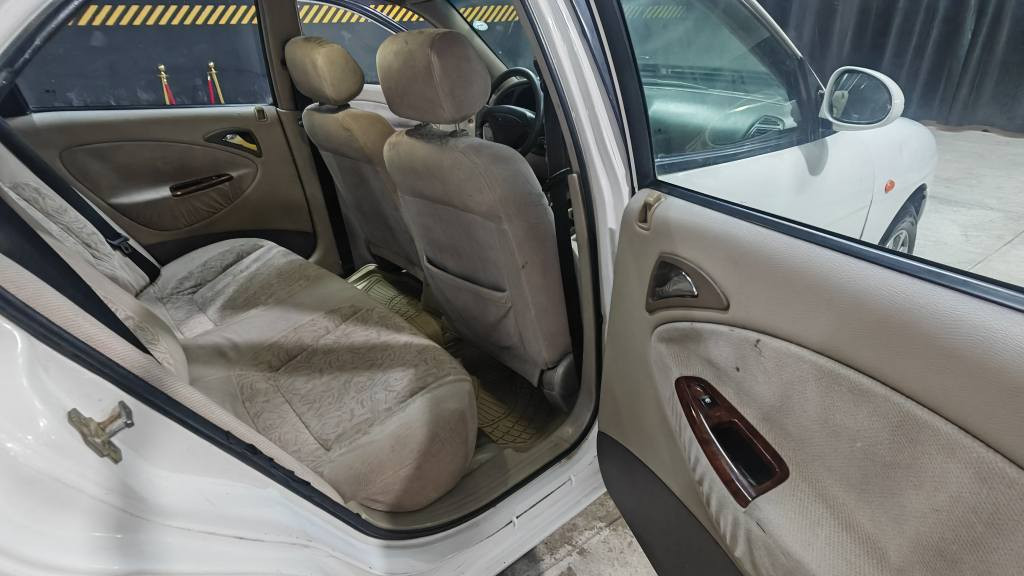 داوێ نۆبرا مۆدێل ١٩٩٩.
ڕەقەم سلێمانی تازە کراوەتەوە تا 2030 
سەیارەیەکە زۆر بە خاوێنی ماوەتەوە لە دەرەوە و لە ناوەوە. بێ تەقە و ڕەقەیە
هەموو گیانی ئیش ئەکات و 
گێڕ و مەکینەی بەشەرت بەبێ بوخار. 
چوار جام کارەبا 
گێڕ تەرح.
سعر: ٤٥ $ كالار, السليمانية


**إذا كنت صاحب هذا الإعلان وتريد حذفه لأي سبب، رجاءا أرسل رسالة إلى الدعم الفني**