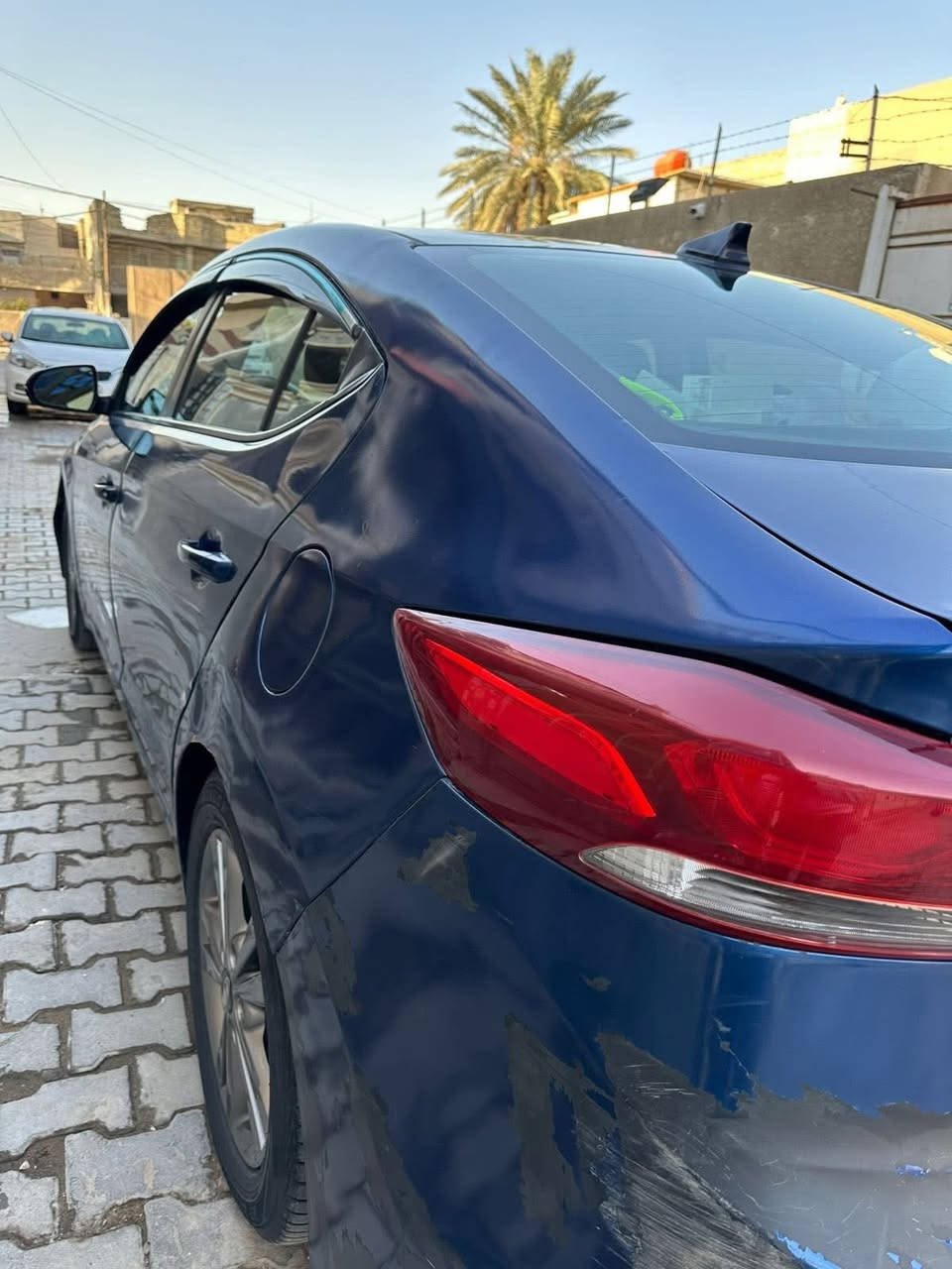 النترا2017
فول فتحه 
السعر ( 90 مستعجل ع بيع)
محرك 2000 
عداد: 108,473 ميل
فتحة سقف شاشة وسطية مثبت سرعة تحكم بالمقود تاير جديد ياباني دلوب.  لايتات tor + LED نهاري سياره جاهزه 
بيها قطع صبغ ابيع احزام
مكان النجف حي السلام
***********
