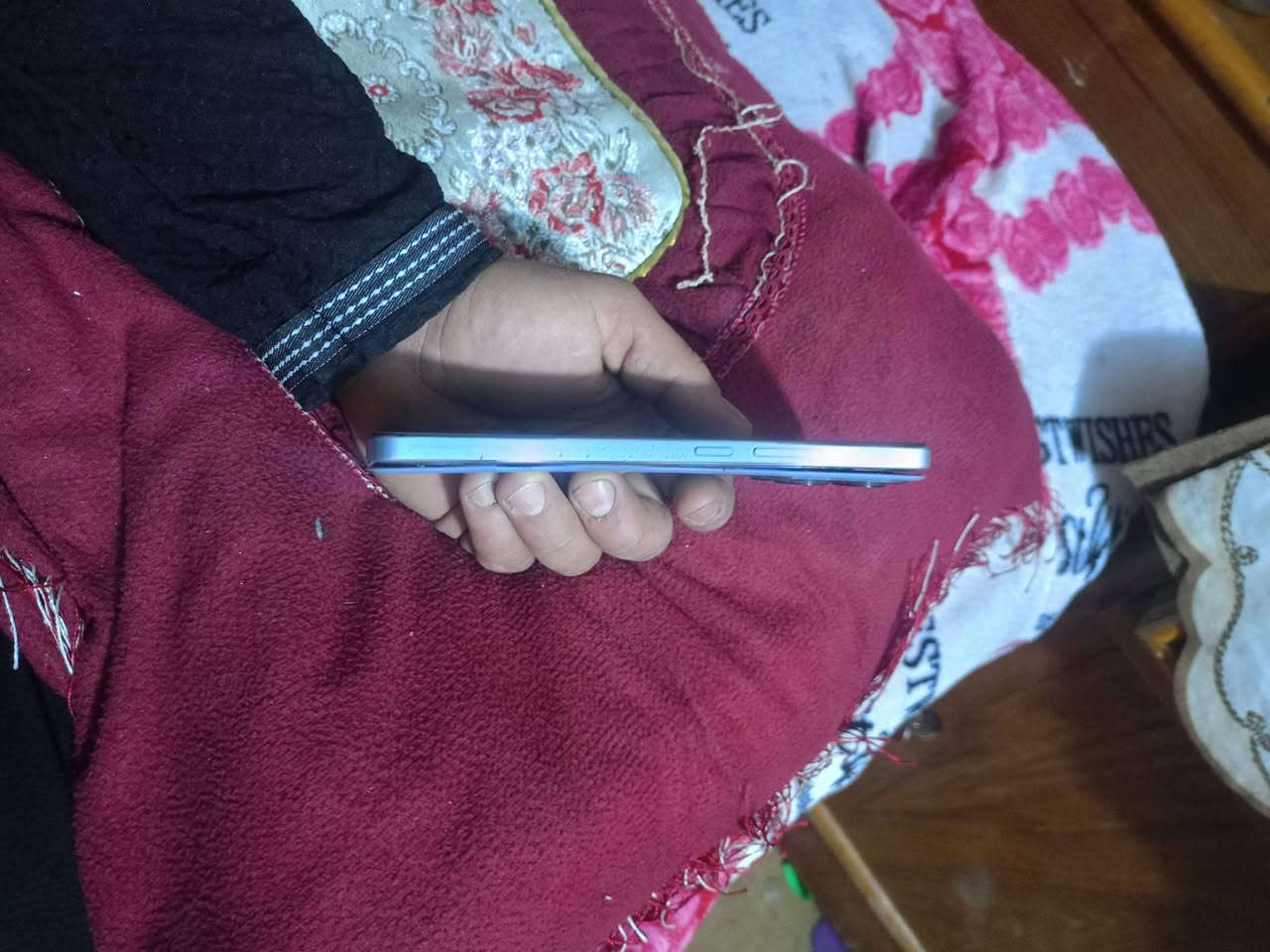 سلام عليكم جهاز بوكو اكس سكس برو. ذاكره 512 جهاز ضارب بي معالج شتريد تفصيخ ابيعلك #شاشه اصيله مالت #كامرات اي شي تريد منه تفصيخ ابيعك. مكاني نجف حي ميسان ***********
