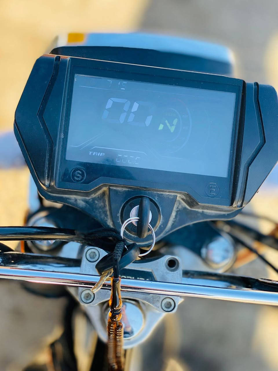 سلام عليكم دراجه للبيع ٥كير
سلام عليكم دراجه للبيع ٢٤ مكينه ١٥٠ سيسي
اوراق موجود كلها شغاله سلف هندر اشاير لايت
ما بيها نقص عنوان بغداد لكماليه
٦٥٠٠
***********
