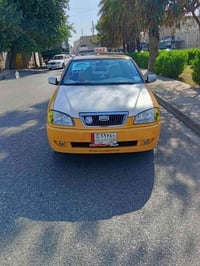 كوين • ٢٠١١ • موصل جانب اليمين