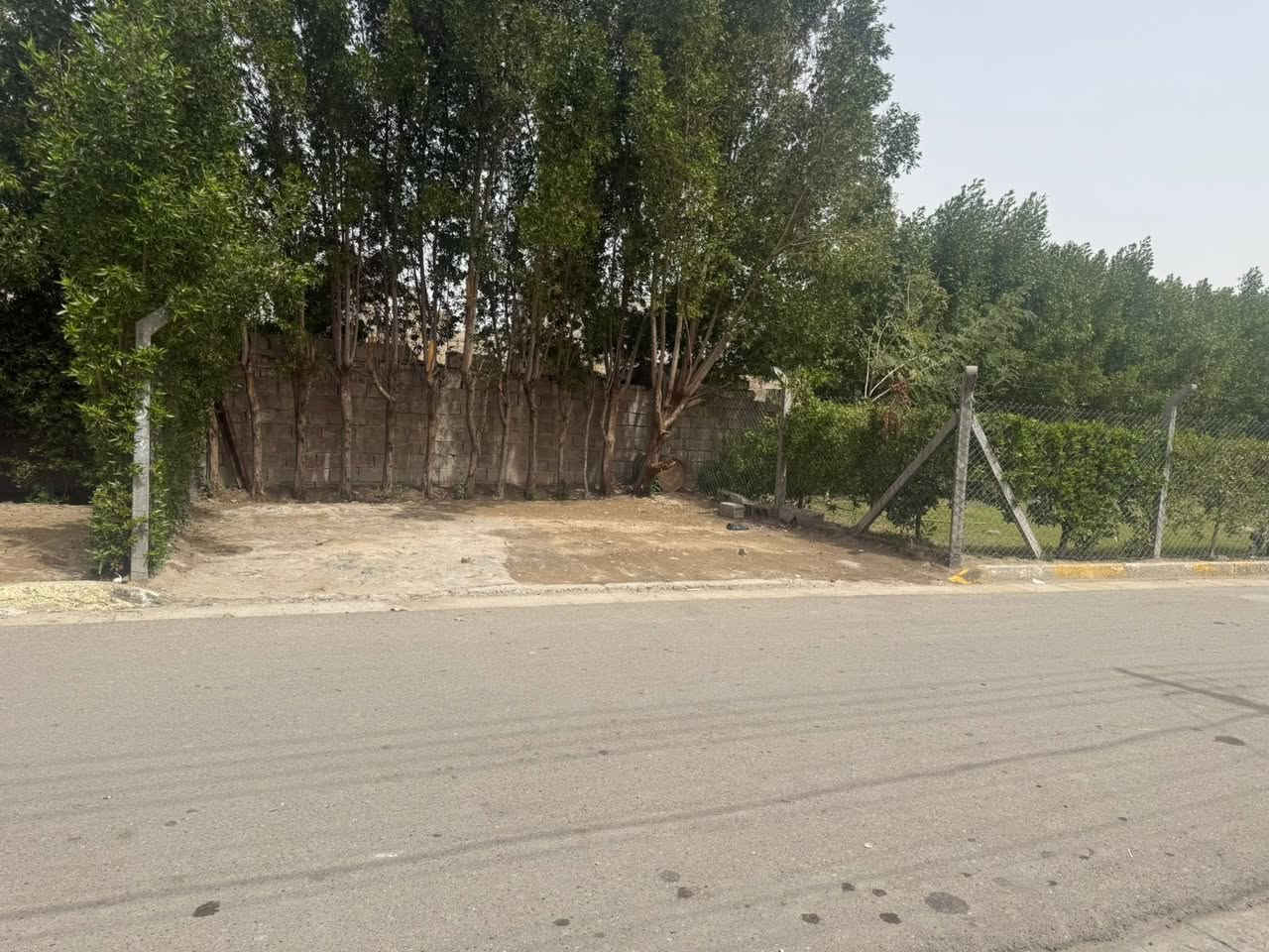 بيت طابو صرف للبيع مساحه150 م مربع في ببوشام بكميره قرب مستوصف ببوشام  كبال البيت كراج وحديقه وتشجير وملاعيب اطفال الستفسار اكثر تصل ***********
