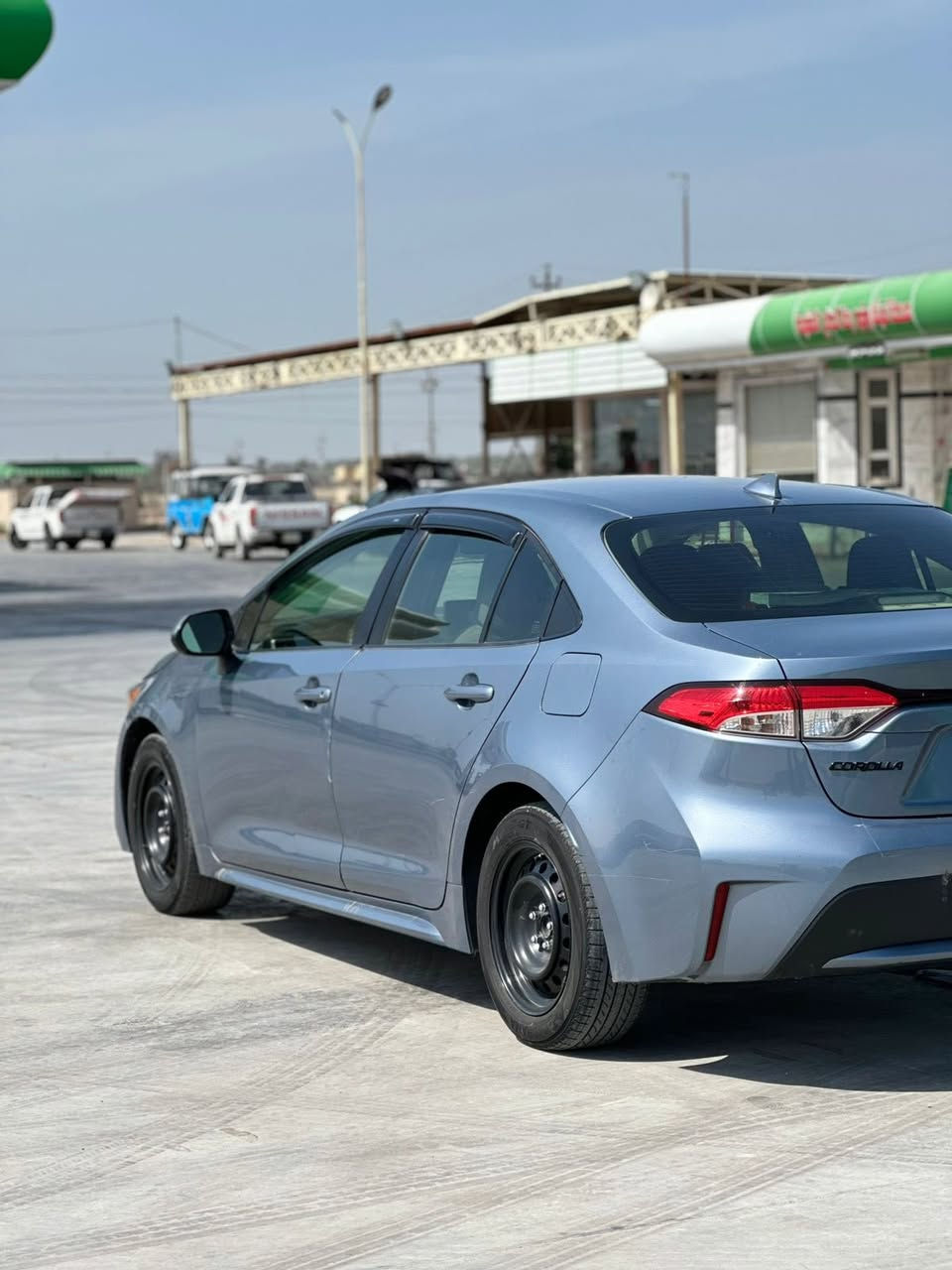 السلام عليكم للبيع كورلا وارد امريكي موديل2022 الرقم بغداد معوقين بيها وكاله عامه السياره جاهزه ضررها جاملغ وبنيد فئة Leمواصفات عاديه كشن لونين مكان السياره واسط قضاء الصويره السعر138$وبيها مجال ***********
