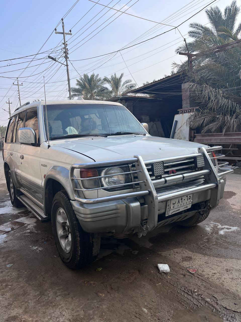 السلام عليكم سيارة باجيرو مديل ٩٤ مكينة وكير بلاد تبريد شغال رقم بغداد مشروع وطني سنوية ٢٧ مكاني البصرة السعر ٤٨ وبيها مجال الشراي يتصل على هذا الرقم ***********
