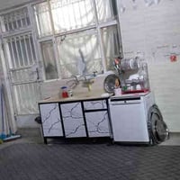 دار للبيع طابق واحد   المساحه 350 متر واقع حال 400  يحتوي على غرفتين ن...