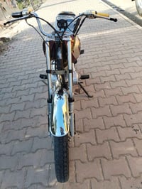 دراجه نامه برو  كلشي مابيها من الشغل للبيت لاصرف لابخار كله شرط  محرك ...