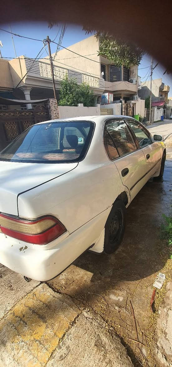 سلام عليكم
كورلا موديل 92
سنويه 28 بيها ضربه بل باب 
السعر 46 وبيها مجال
العنوان ديالئ المقداديه حي المعلمين 
الرقم ***********
