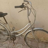 للبيع • دراجة