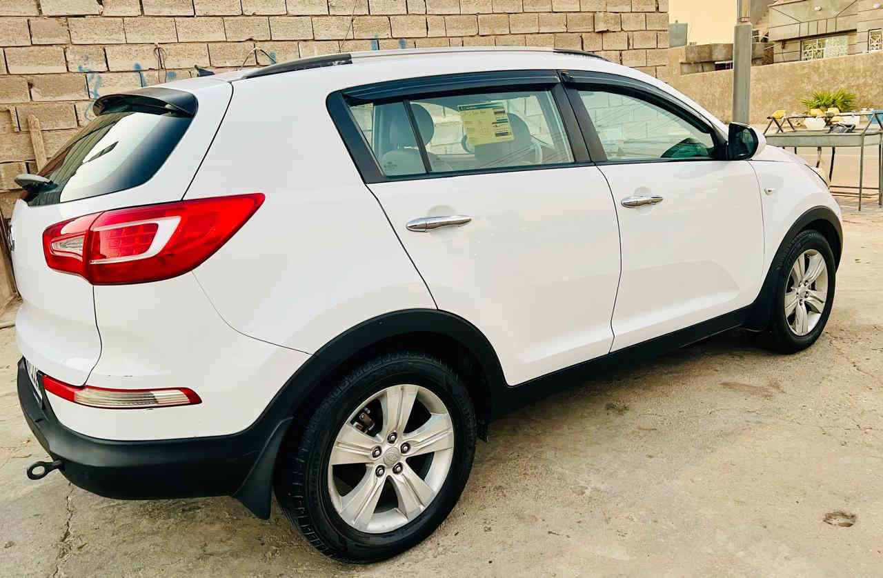 كيا سبورتج موديل ٢٠١١ مكفوله ماشيه ١٩٠ رقم اربيل بااسمي ثاني يوم التحويل سياره فول عدا فتحه سقف سياره جديد مناقصها كلشي 
السعر ١٥٥بيها مجال شي قليل 
مكان السياره صلاح الدين /بيجي

‭٠٧٧٣ ٤٩٠ ٨٠٩٨‬
